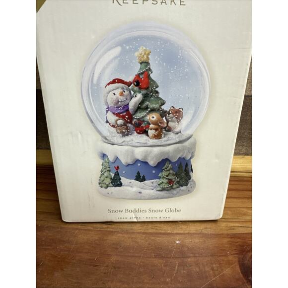 Hallmark Limited Quantity Snow Buddies Snow Globe In Box - Picture 8 of 8